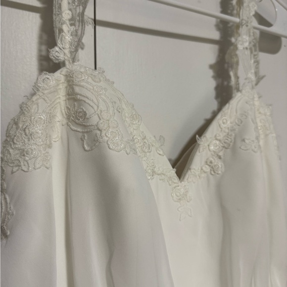 Lillian West NWT Bohemian Wedding Dress 66005 size 6 - Picture 11 of 14